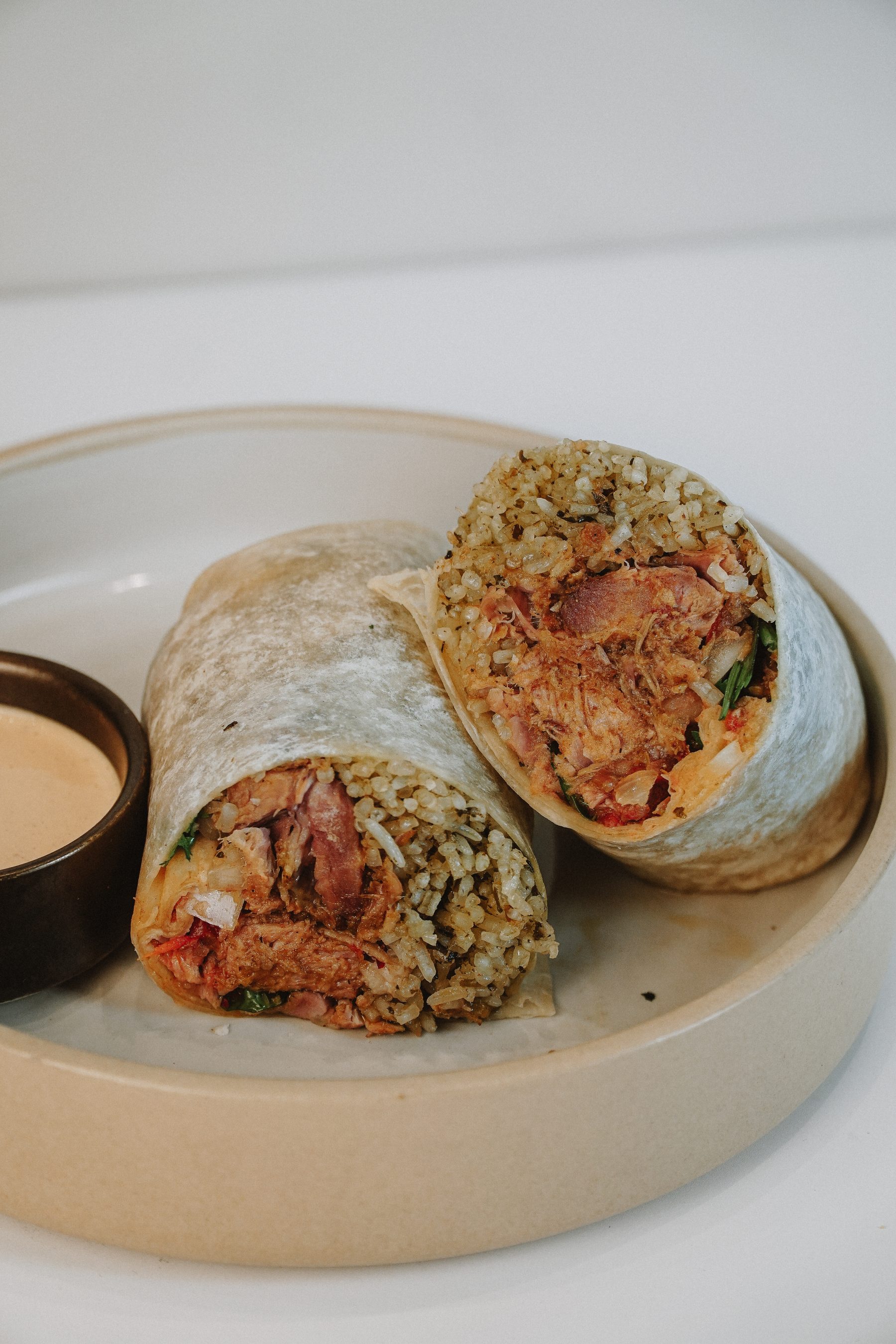 Burma Bites — counter and dining room