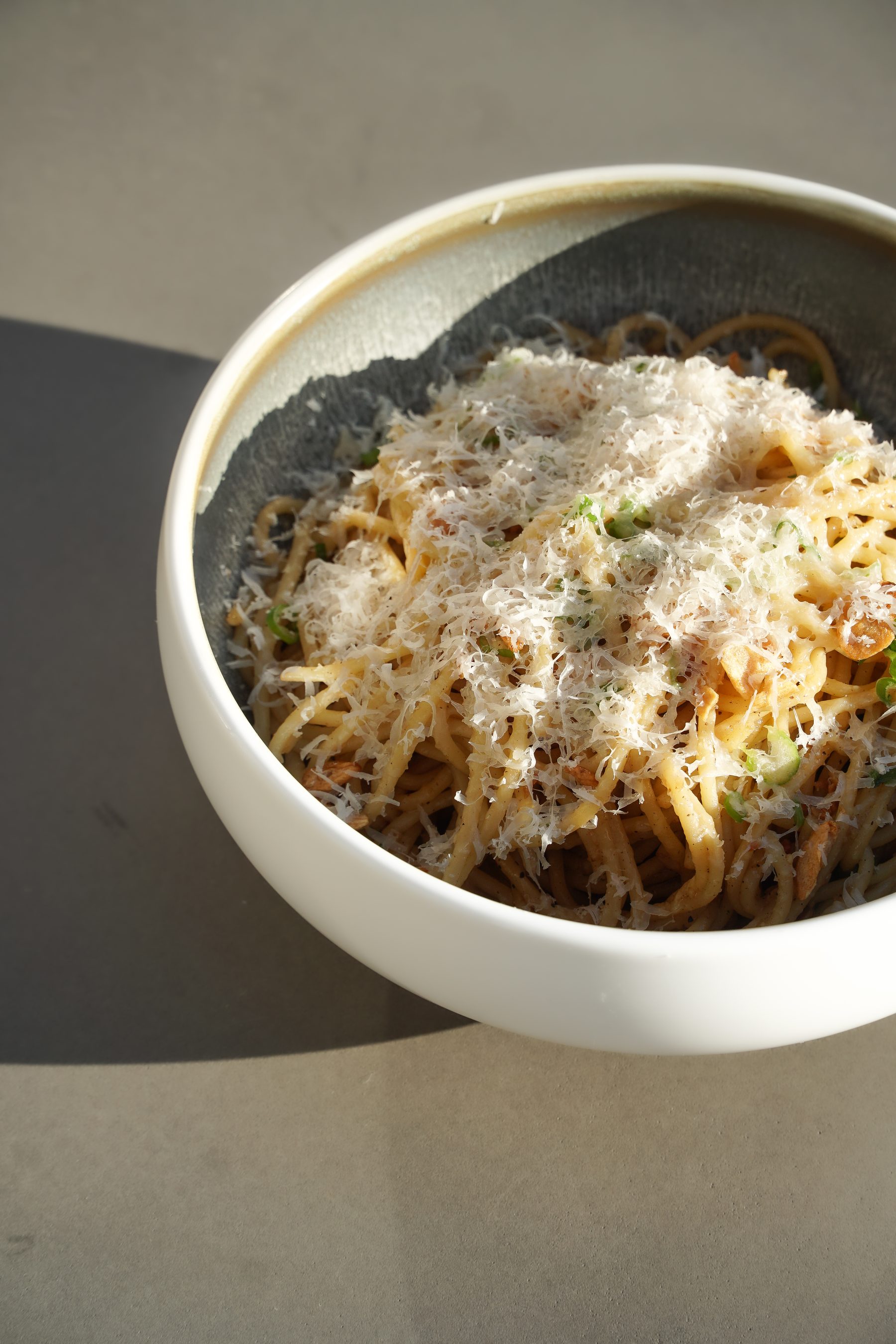Garlic noodles with parmesan